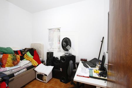 Quarto 1 - casa 1 de casa para alugar com 5 quartos, 70m² em Conjunto California, Belo Horizonte