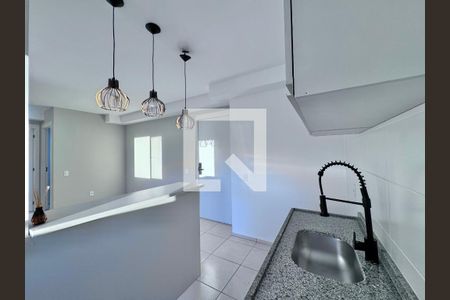 Cozinha e Área de Serviço de apartamento à venda com 2 quartos, 43m² em Recreio dos Bandeirantes, Rio de Janeiro