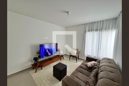 Casa de Condomínio para alugar com 3 quartos, 150m² em Jardim Atalaia, Cotia
