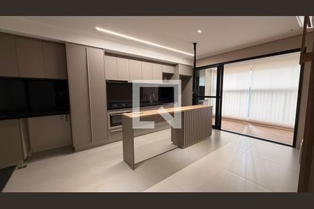 Sala/Cozinha de apartamento para alugar com 2 quartos, 70m² em Setor Bueno, Goiânia