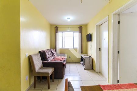 Sala de apartamento para alugar com 2 quartos, 55m² em Jardim Guaianazes, São Paulo