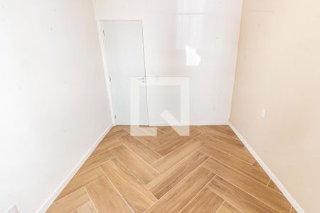 Quarto 1 de casa para alugar com 2 quartos, 83m² em Vila Maria Zelia, São Paulo