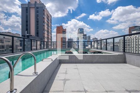 Piscina de kitnet/studio à venda com 1 quarto, 25m² em Pinheiros, São Paulo