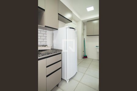Sala / Cozinha de apartamento para alugar com 2 quartos, 38m² em Bela Vista, São Paulo