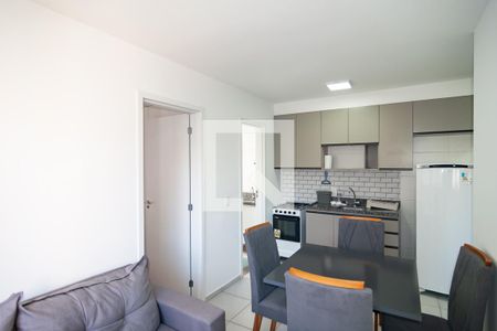 Sala / Cozinha de apartamento para alugar com 2 quartos, 38m² em Bela Vista, São Paulo