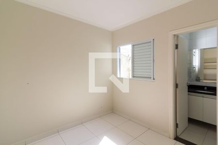 Suíte de casa para alugar com 1 quarto, 33m² em Jardim Niteroi, São Paulo