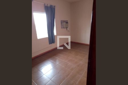 Quarto de casa para alugar com 2 quartos, 78m² em Cordovil, Rio de Janeiro