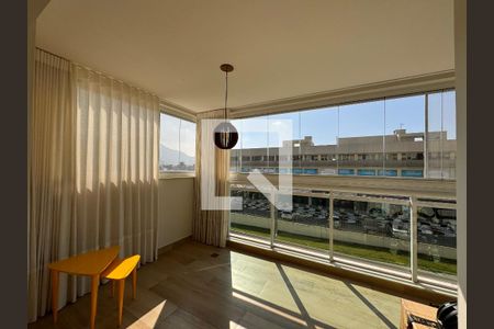 Varanda de apartamento para alugar com 2 quartos, 160m² em Barra da Tijuca, Rio de Janeiro