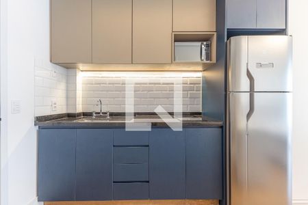 Cozinha de kitnet/studio para alugar com 1 quarto, 25m² em Indianópolis, São Paulo