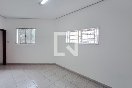 Quarto 2 de casa para alugar com 3 quartos, 350m² em Vila Monumento, São Paulo