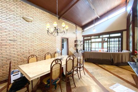 Sala de Jantar de casa de condomínio à venda com 4 quartos, 400m² em Ville de Montagne, Nova Lima