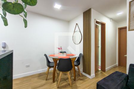 Sala de apartamento para alugar com 2 quartos, 68m² em Aviação, Praia Grande