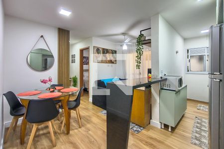 Sala de apartamento para alugar com 2 quartos, 68m² em Aviação, Praia Grande