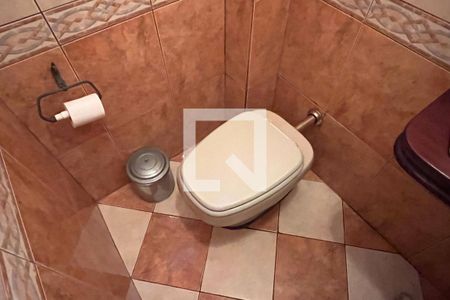 Lavabo de apartamento para alugar com 3 quartos, 170m² em Gonzaga, Santos