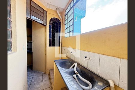 Cozinha/Área de serviço de casa para alugar com 2 quartos, 50m² em Camargos, Belo Horizonte