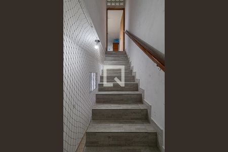 Escada de casa à venda com 1 quarto, 44m² em Jardim das Camelias, São Paulo