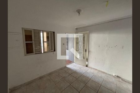 Sala de casa para alugar com 2 quartos, 130m² em Vila Robertina, São Paulo