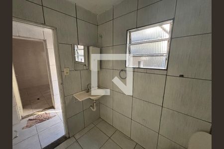 Banheiro de casa para alugar com 2 quartos, 130m² em Vila Robertina, São Paulo