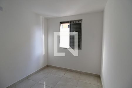 Quarto 1 de apartamento para alugar com 2 quartos, 48m² em Jardim Raposo Tavares, São Paulo