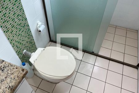 Banheiro de apartamento para alugar com 1 quarto, 47m² em Encruzilhada, Santos