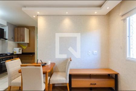 Sala de apartamento para alugar com 2 quartos, 37m² em Jardim Adelfiore, São Paulo