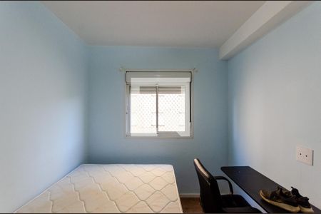 Quarto 1 de apartamento para alugar com 2 quartos, 37m² em Jardim Adelfiore, São Paulo