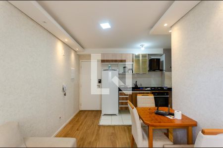 Sala de apartamento para alugar com 2 quartos, 37m² em Jardim Adelfiore, São Paulo