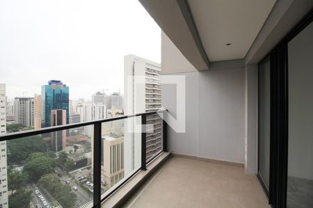 Varanda de kitnet/studio à venda com 1 quarto, 31m² em Indianópolis, São Paulo