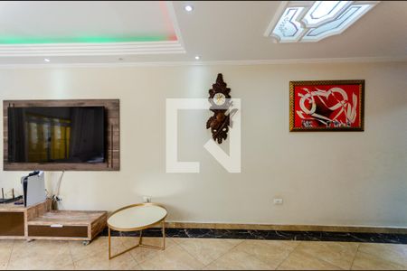 Sala de casa à venda com 4 quartos, 200m² em Vila Francos, São Paulo