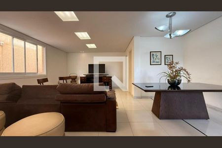 Sala de casa à venda com 4 quartos, 562m² em Jardim Riacho das Pedras, Contagem