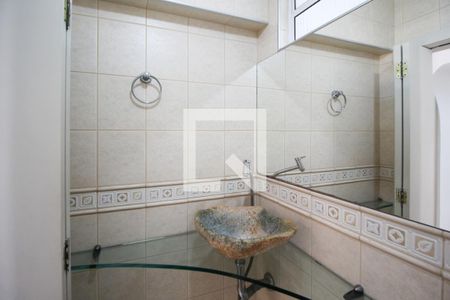 Lavabo de apartamento para alugar com 2 quartos, 75m² em Indianópolis, São Paulo