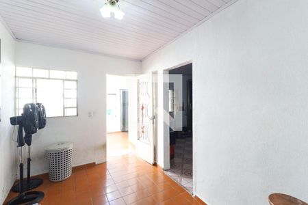 Casa à venda com 3 quartos, 180m² em Vila Constança, São Paulo