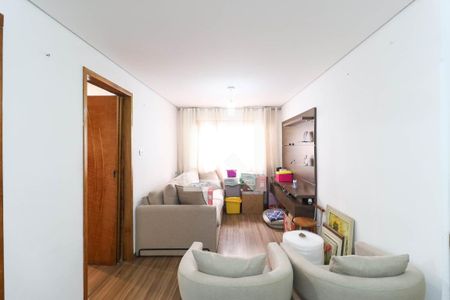 Casa à venda com 3 quartos, 180m² em Vila Constança, São Paulo