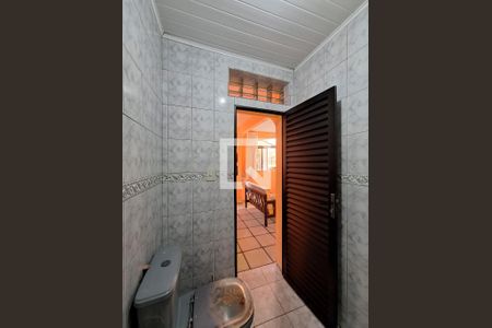 Banheiro de casa à venda com 4 quartos, 215m² em Chora Menino, São Paulo