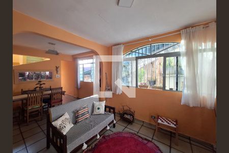 Sala de casa à venda com 4 quartos, 215m² em Chora Menino, São Paulo