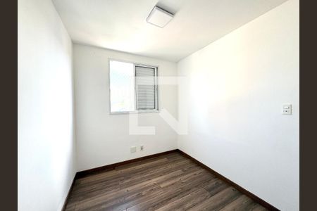Quarto 1 de apartamento para alugar com 2 quartos, 51m² em Vila Cruz das Almas, São Paulo