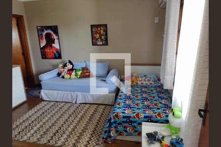 Quarto de casa à venda com 3 quartos, 350m² em Espírito Santo, Porto Alegre