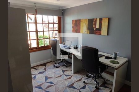Quarto de casa à venda com 3 quartos, 350m² em Espírito Santo, Porto Alegre