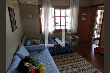 Quarto de casa à venda com 3 quartos, 350m² em Espírito Santo, Porto Alegre