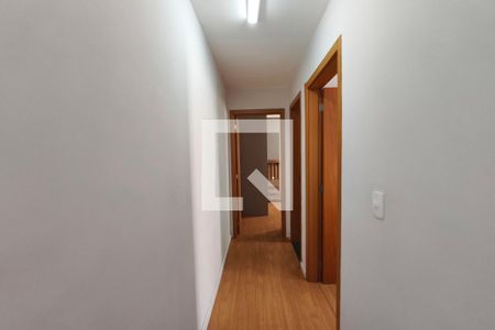 Corredor - Quartos de apartamento para alugar com 2 quartos, 44m² em Vila Garden, Campinas