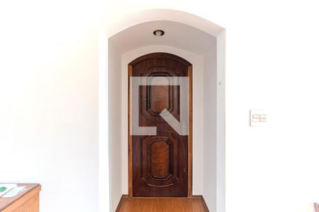 Entrada Social de apartamento à venda com 3 quartos, 96m² em Higienópolis, São Paulo