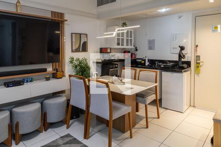 Sala/Cozinha de apartamento para alugar com 1 quarto, 60m² em Cidade Monções, São Paulo