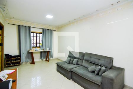 Sala de casa à venda com 3 quartos, 250m² em Vila das Palmeiras, Guarulhos