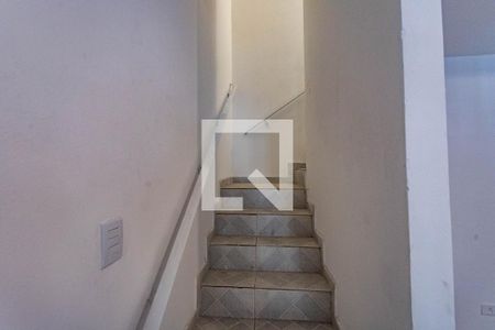 Escada de casa de condomínio à venda com 2 quartos, 320m² em Vila Clara, São Paulo