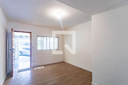 Sala de casa de condomínio à venda com 2 quartos, 320m² em Vila Clara, São Paulo
