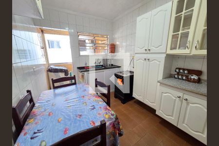 Cozinha de apartamento para alugar com 2 quartos, 28m² em Cidade Ocian, Praia Grande