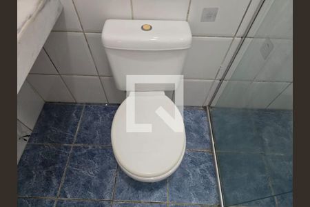 Banheiro da Suíte de casa para alugar com 3 quartos, 220m² em Vila das Palmeiras, Guarulhos