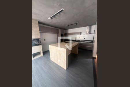 Cozinha de casa de condomínio para alugar com 3 quartos, 130m² em Jardim Guanabara II, Goiânia