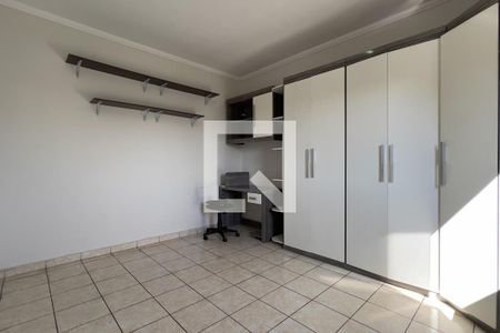 Quarto 1 de apartamento à venda com 2 quartos, 104m² em Jardim Cocaia, Guarulhos