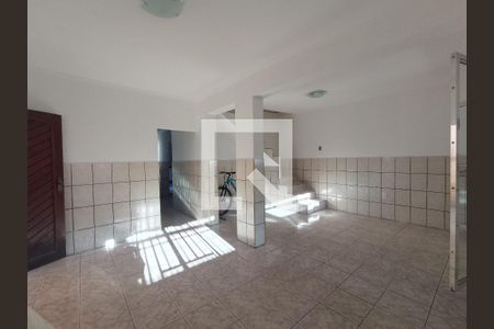 Sala de casa para alugar com 4 quartos, 200m² em Vila Apiai, Santo André